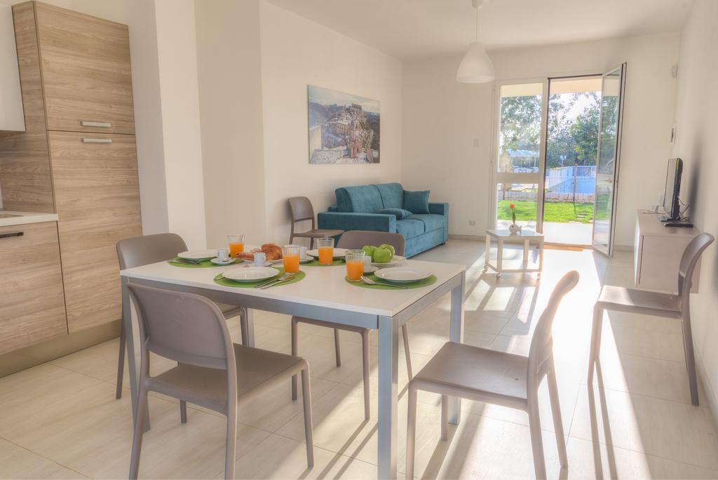Il Giardino Dei Frangipani Appartement Santa Croce Camerina Buitenkant foto