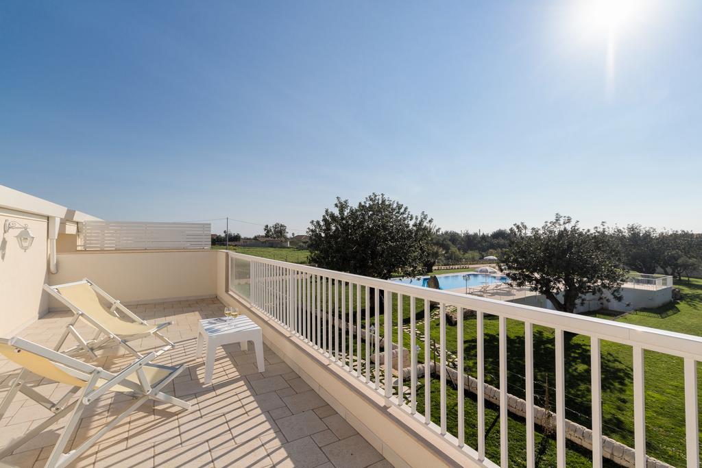 Il Giardino Dei Frangipani Appartement Santa Croce Camerina Buitenkant foto